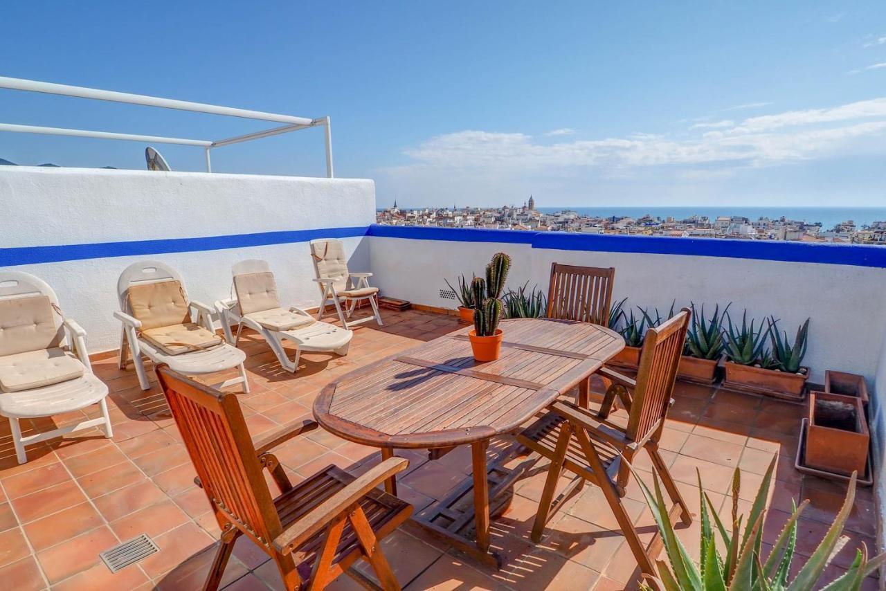 Linda Vista Oasis Penthouse By Hello Homes Σίτζες Εξωτερικό φωτογραφία